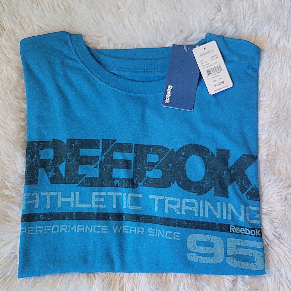 NWT - Reebok Short Sleeve Tee